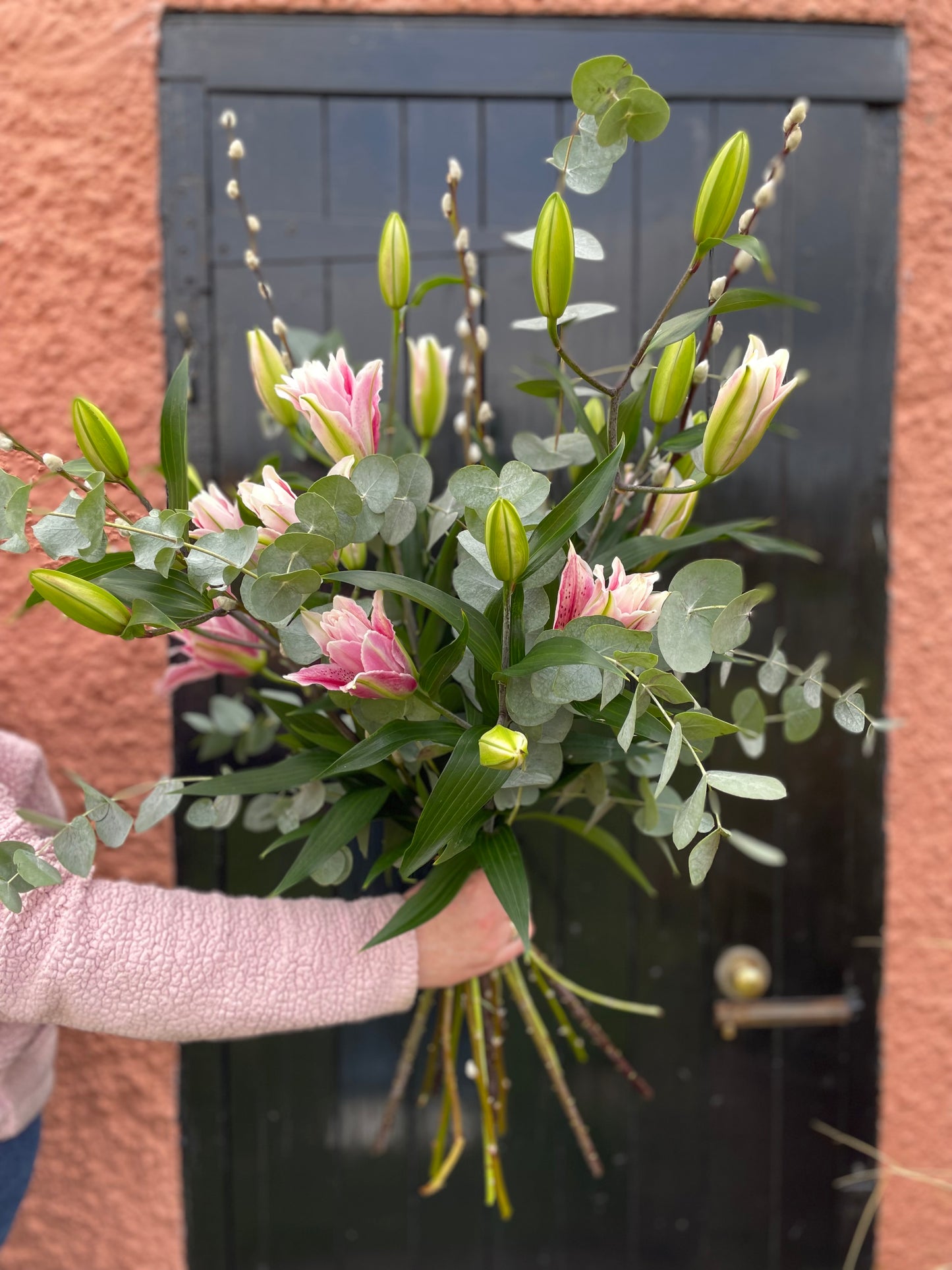 Mother's Day Roselilies bouquet