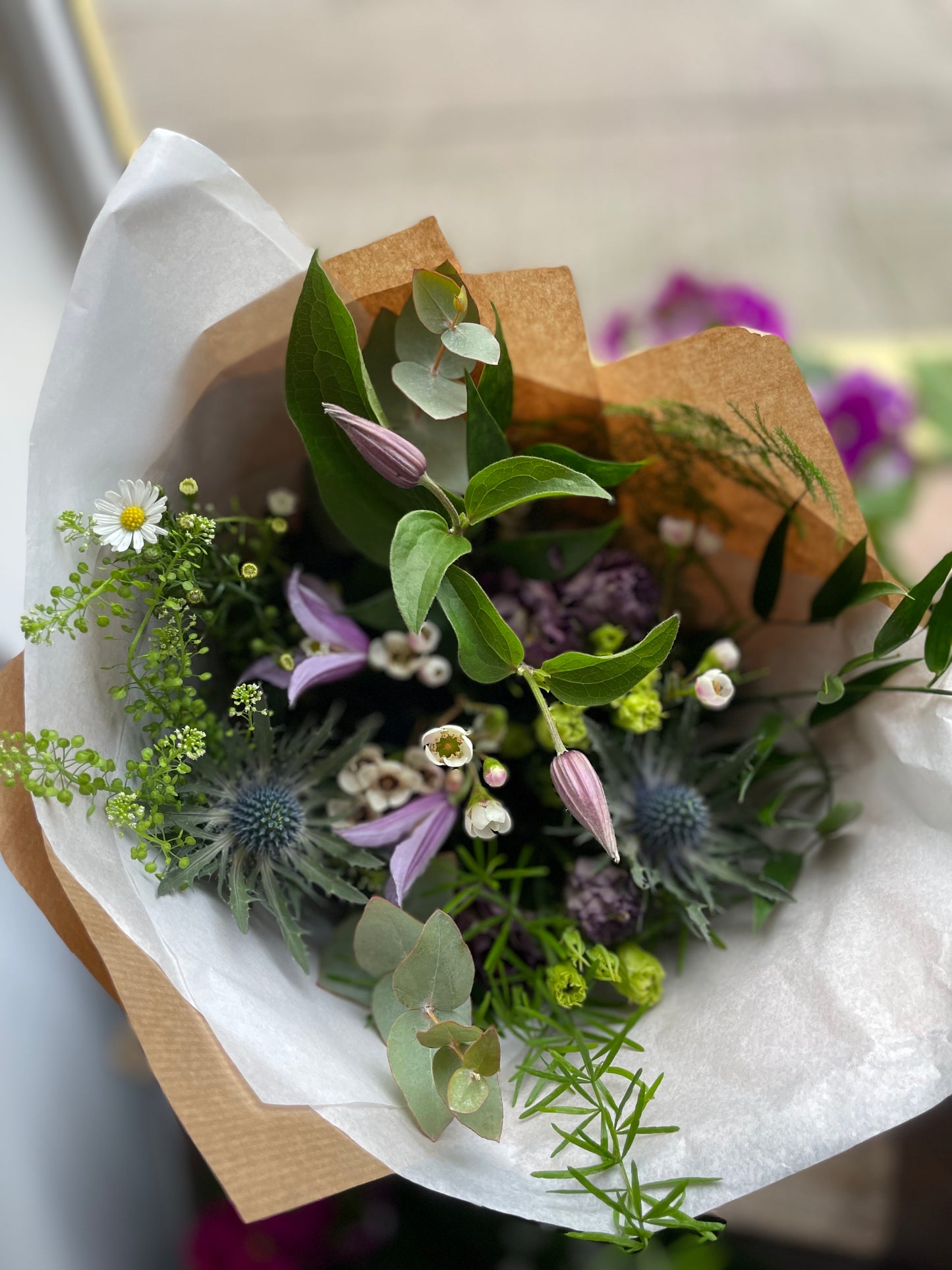 Wildflower blues posy